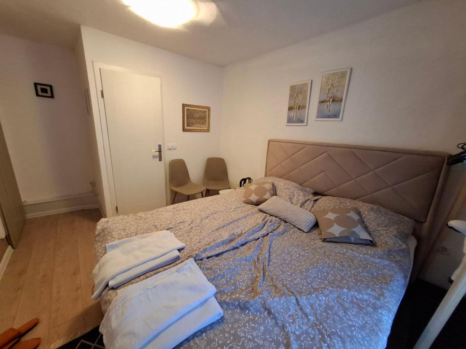 Guesthouse Unique サラエヴォ 部屋 写真