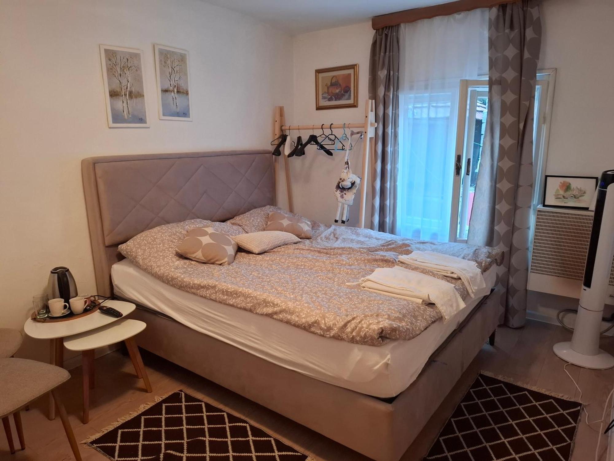 Guesthouse Unique サラエヴォ 部屋 写真