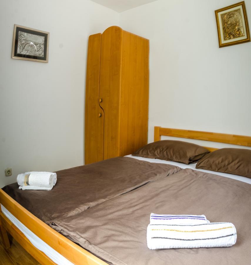 Guesthouse Unique サラエヴォ エクステリア 写真